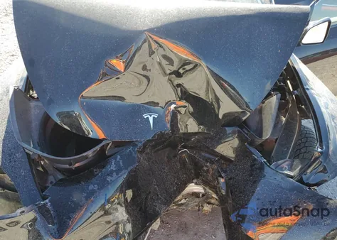 2023 Tesla Model Y z USA, uszkodzony, nr VIN 7SAYGDEE6PA213542